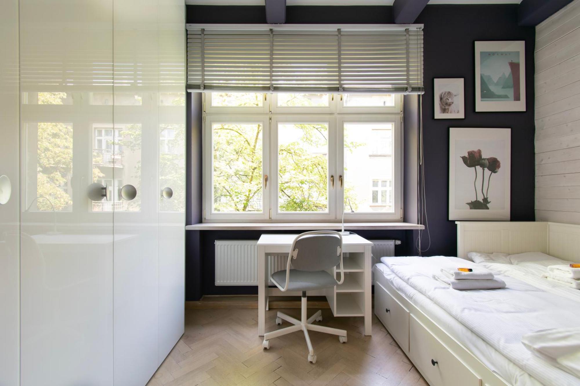 Spacious 3Br Apartment With Ac In Living Room, 2 Balconies Krakow Exterior photo